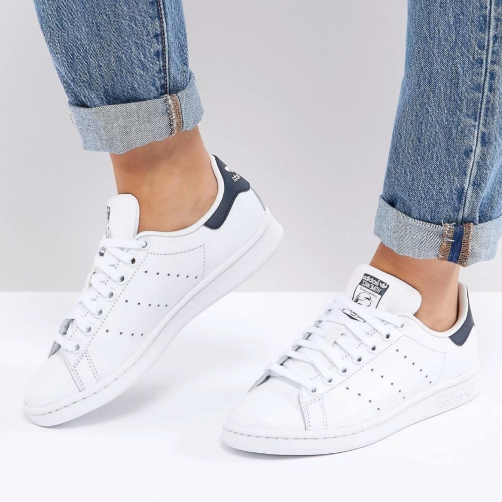 NEW adidas Originals Stan Smith sneakers in white and navy